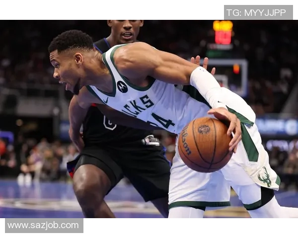 雄鹿与活塞季后赛精彩对决全场录像回放分析与精彩瞬间解读