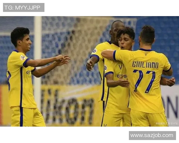 阿赫利与中国球队对决展现足球魅力与文化交流的精彩碰撞 阿赫利与中国球队对决展现足球魅力与文化交流的精彩碰撞