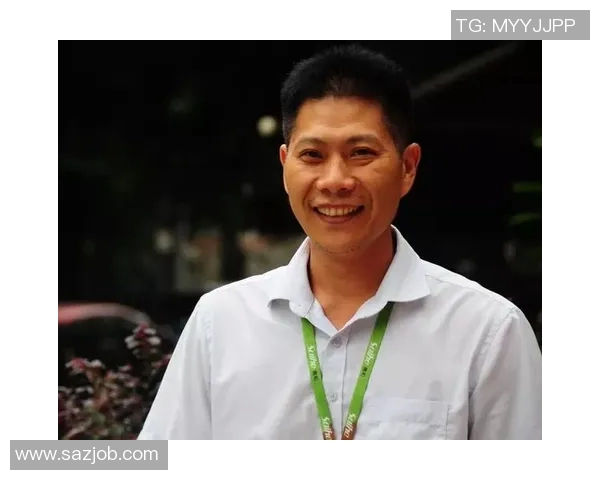 李根:从篮球场上的拼搏者到生活中的坚韧者的成长故事